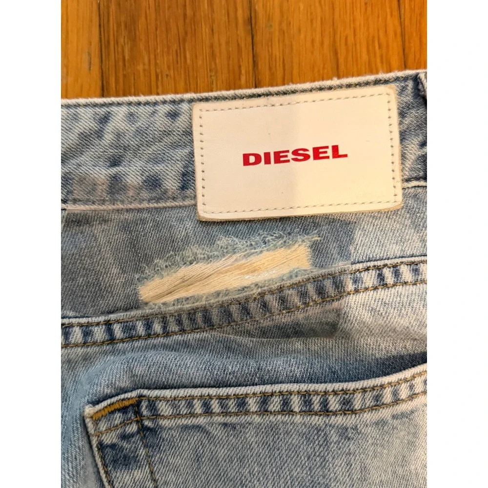 Diesel Arekkol Regular Straight Jeans Mens Light Wash Distressed W28